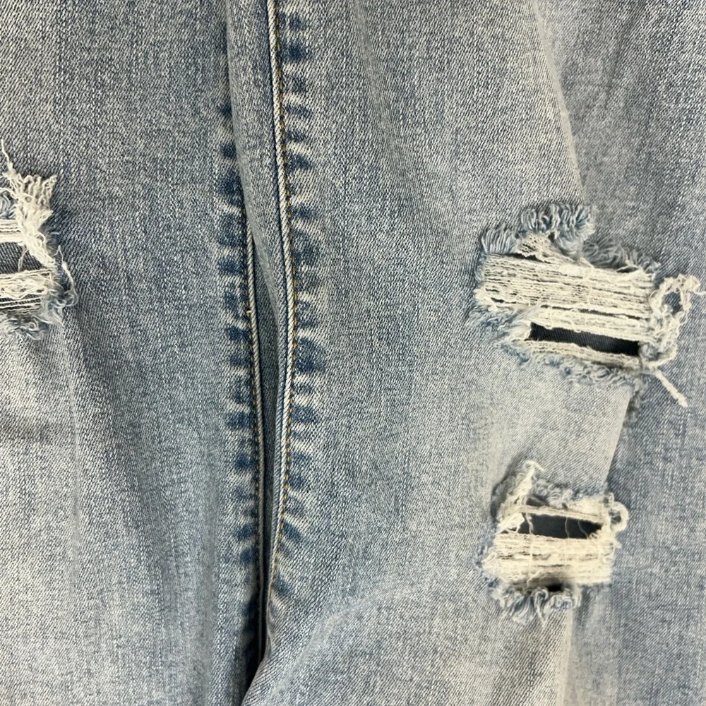 Size 12 Jeans 3 Pairs together . Old Navy(2) Wonderly(1) BGUC - Picture 7 of 13